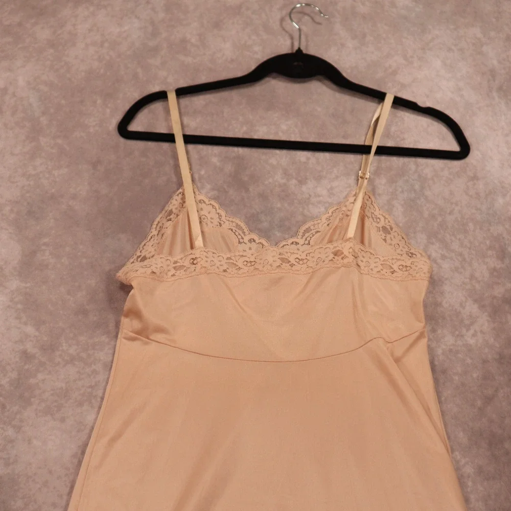 Vintage Vassarette Quintessence Beige Lace Full Slip Nightgown Womens M Coquette